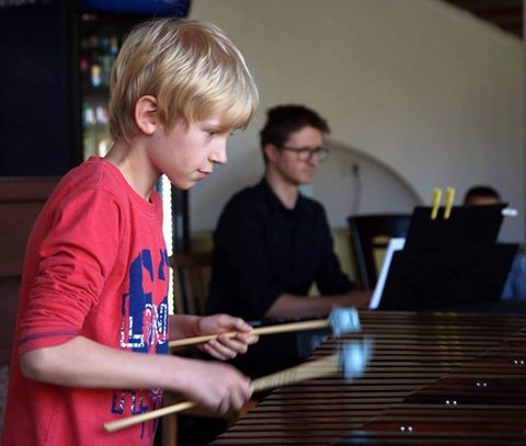 Mladi glasbeniki povabljeni v mestno hišo