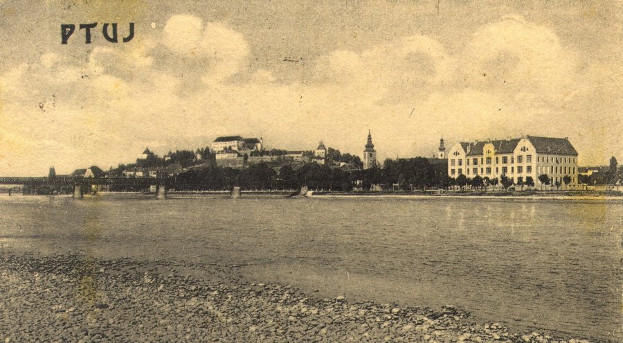 Srečanje z zbiralcem razglednic in mineralov Francem Golobom