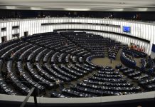 Znan je vrstni red kandidatnih list na glasovnicah za evropske volitve