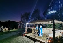 V Zavrču prvič uprizorili žive jaslice