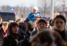 Slovenska birokracija: mnogi ukrajinski begunci še vedno niso prejeli nobene državne pomoči