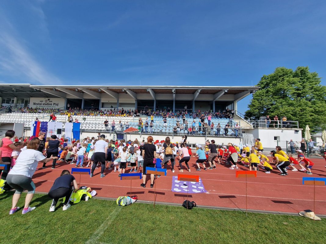 348563955_204146155788589_6020290745932809379_n