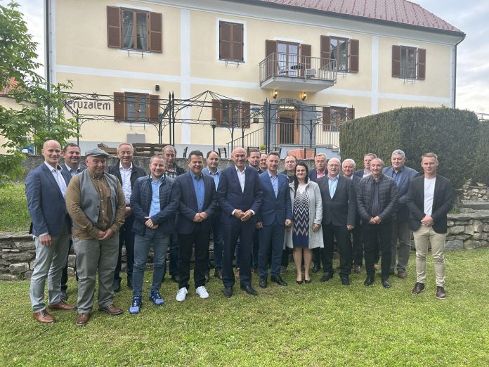 foto Klub županov in podžupanov SDS