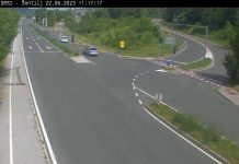 Avstrijski kancler: Oster mejni nadzor deluje in zaustavlja tok migracij iz Slovenije v Avstrijo