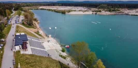 Green Lake še vedno brez statusa kopalne vode, a ima novega najemnika