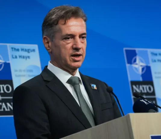 Vlada Roberta Goloba je zavila na nevarno stranpot – Slovenija izgublja smer v času negotovosti