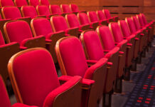 Prenovljeni Mestni kino Ptuj: rdeči stoli so spet pripravljeni na filmske večere