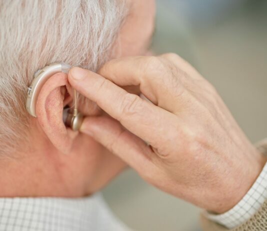 Koalicija gluhih: zavrnili izboljšave za invalide