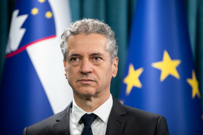 52968810069_0c8913f397_o__FitMaxWzIwMDAsMjAwMCwiNzM4Yzg2NzM2MiJd