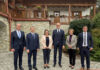 Jezik, šole in mladi v ospredju: skupni obisk ministrov na obeh straneh meje Ministra in predstavniki slovenske manjšine na madžarskem.